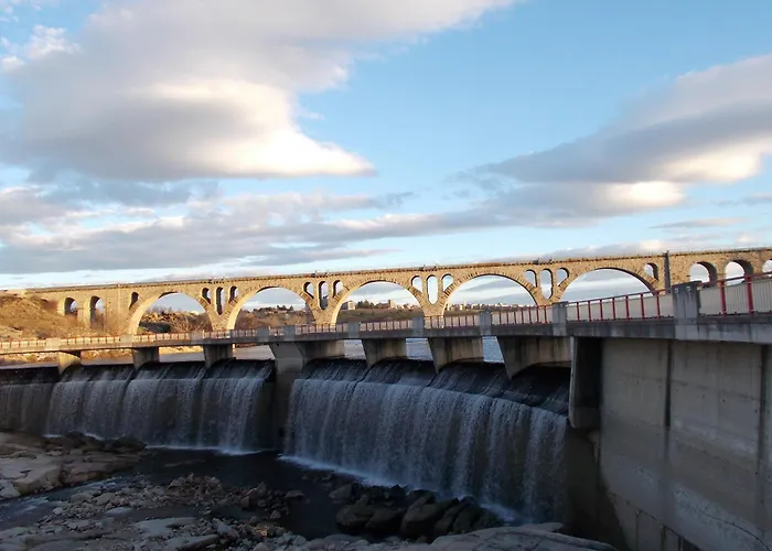 Отель Mirador De 2*